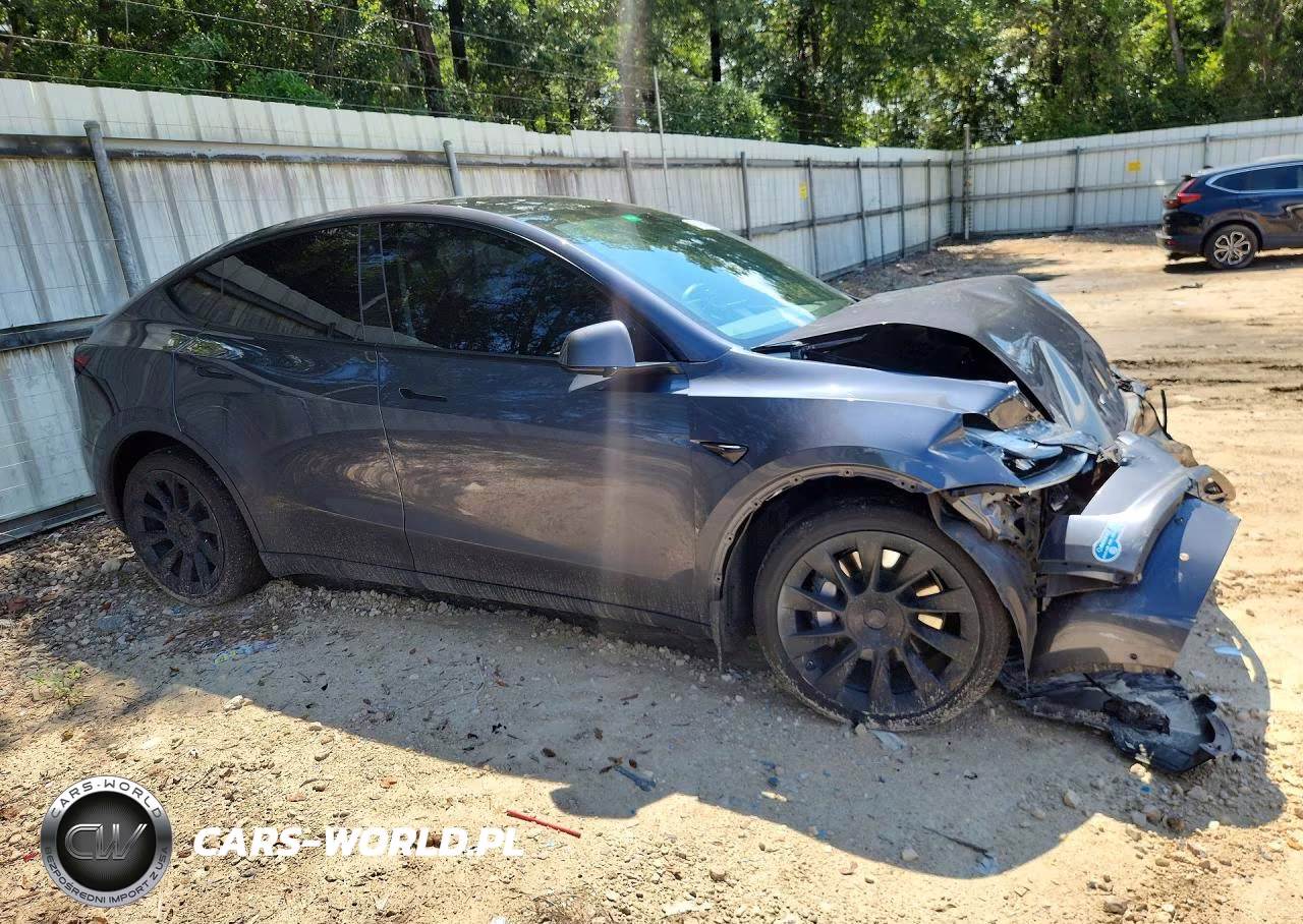 2021 Tesla Model Y VIN:5YJYGDEE1MF084671 - 4