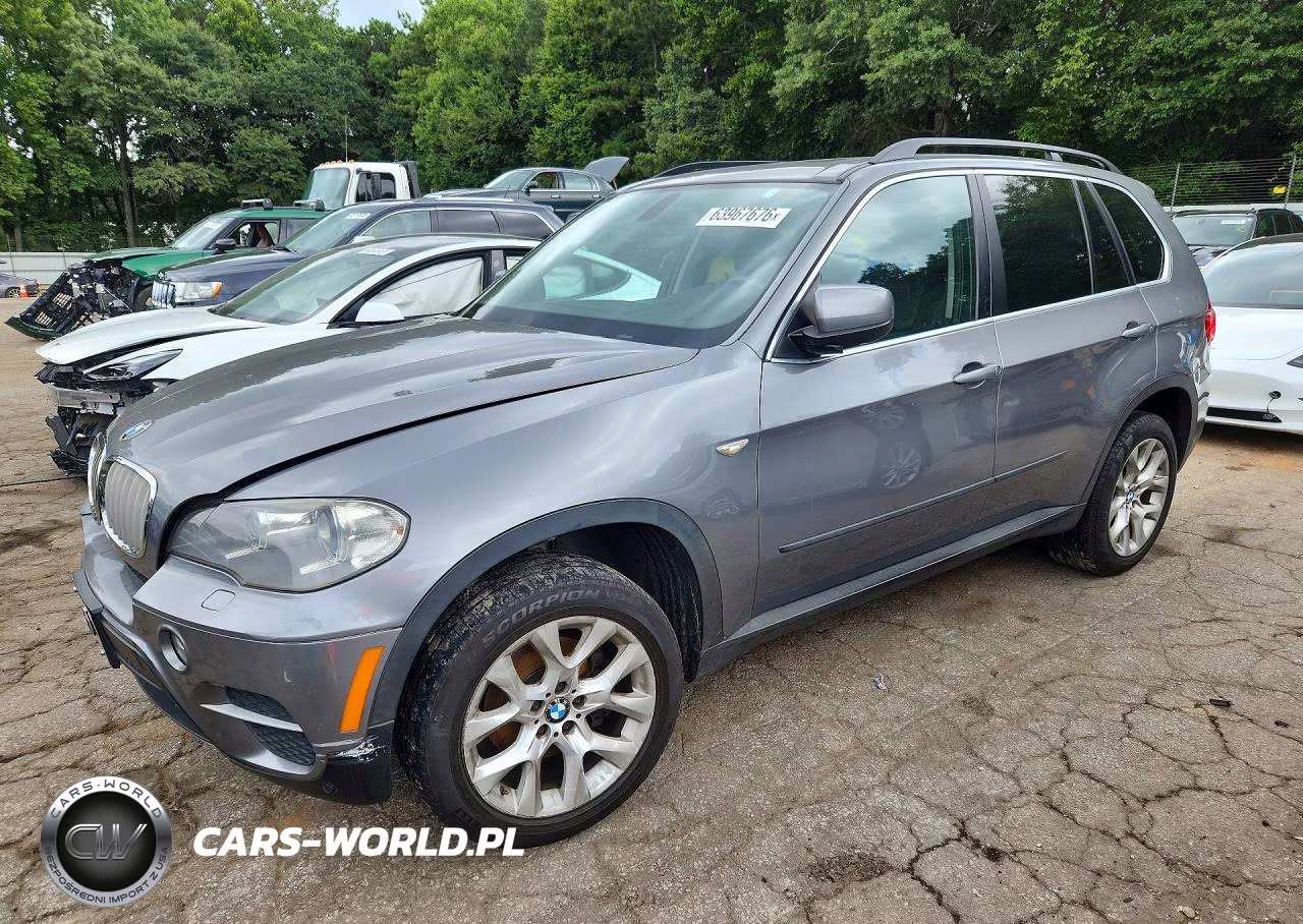 2013 BMW X5 xDrive35I – zdjęcie 1 z 12