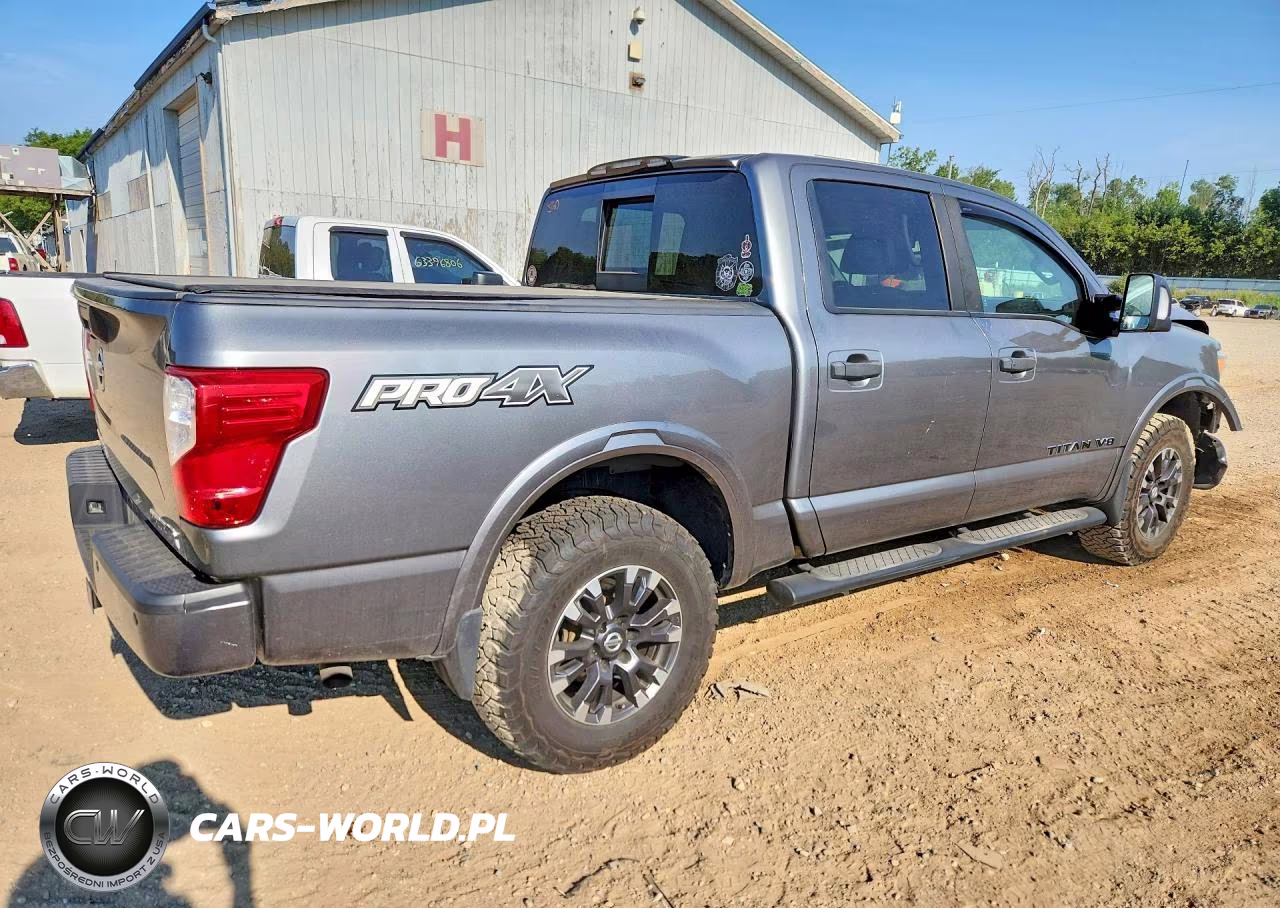 2018 Nissan Titan S VIN:1N6AA1E55JN530137 - 3