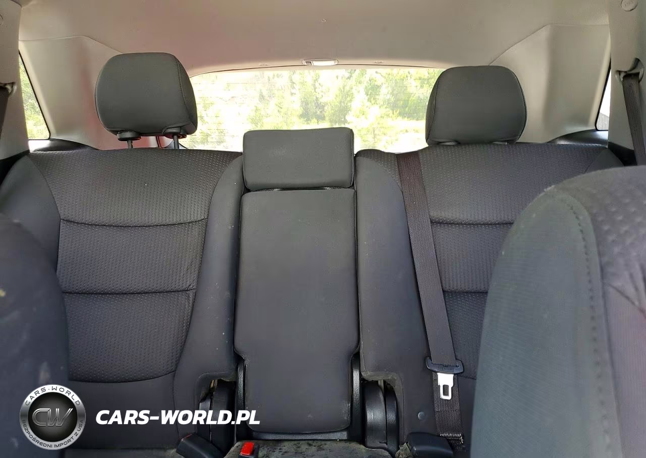 2012 Kia Sorento Lx VIN:5XYKTDA20CG226335 - 10