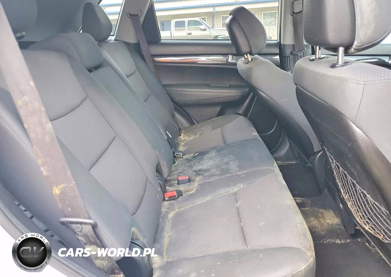 2012 Kia Sorento Lx VIN:5XYKTDA20CG226335 - 11