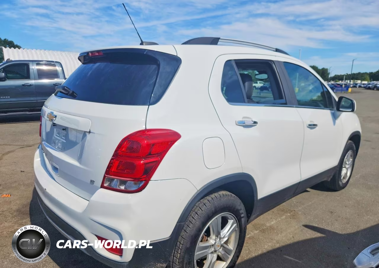 2018 Chevrolet Trax 1Lt VIN:KL7CJPSB0JB712075 - 3
