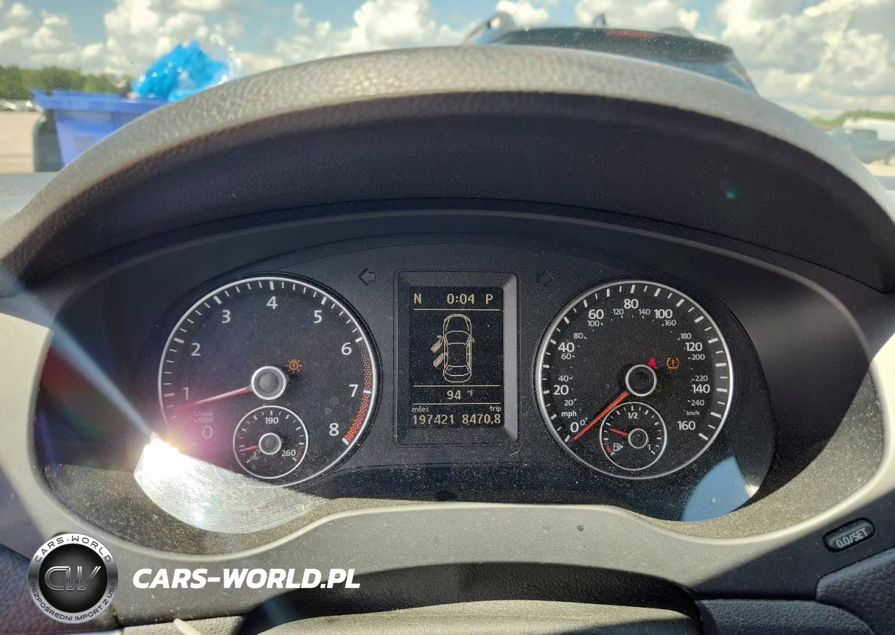 2012 Volkswagen Jetta Gli VIN:3VW467AJ4CM420360 - 9