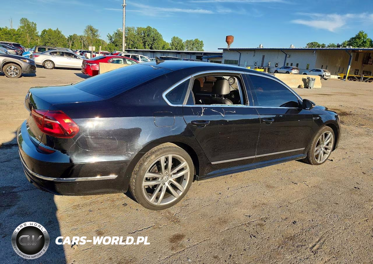 2017 Volkswagen Passat R-Line VIN:1VWDT7A38HC069648 - 3