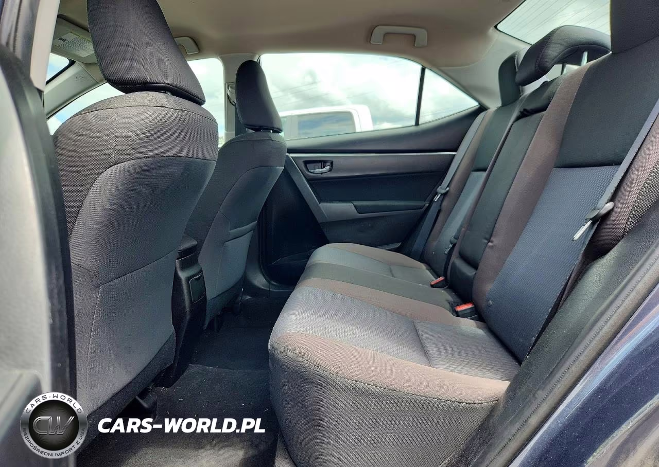 2017 Toyota Corolla Le VIN:5YFBURHE1HP664374 - 10