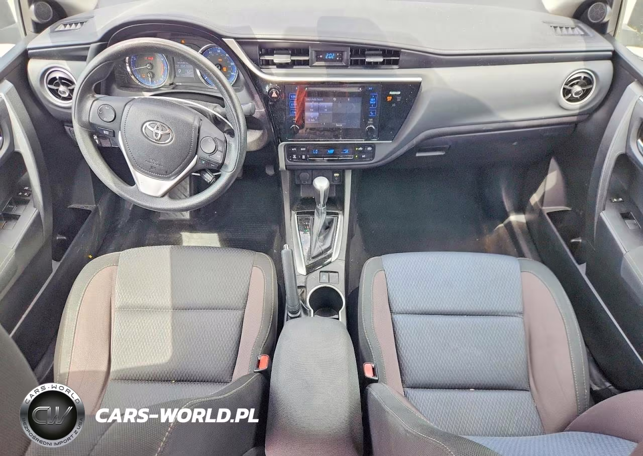 2017 Toyota Corolla Le VIN:5YFBURHE1HP664374 - 8
