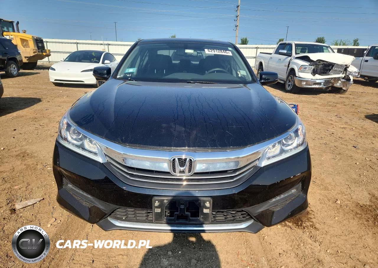 2017 Honda Accord Exl VIN:1HGCR3F83HA009106 - 5
