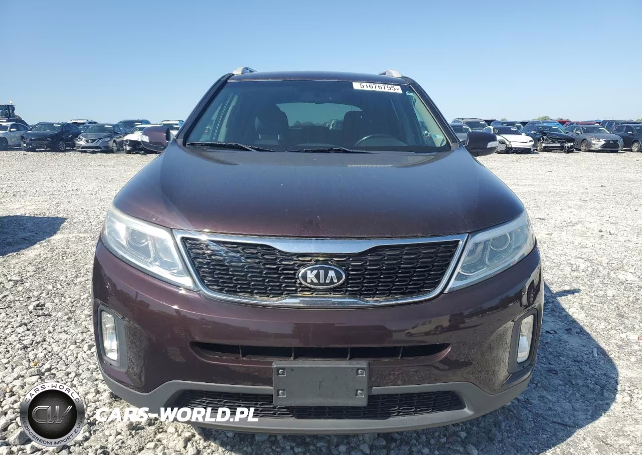 2015 Kia Sorento Lx VIN:5XYKT4A72FG642046 - 5