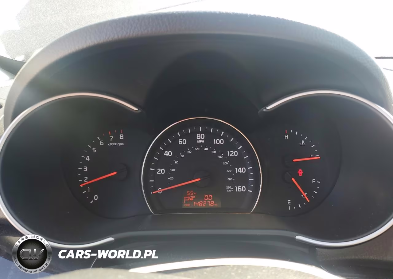 2015 Kia Sorento Lx VIN:5XYKT4A72FG642046 - 9