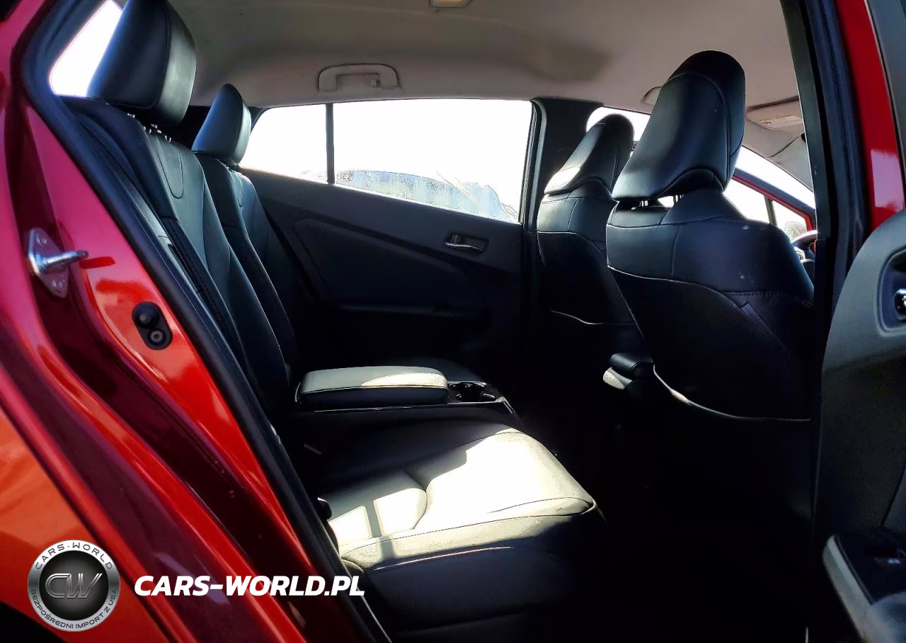 2017 Toyota Prius Prime Premium VIN:JTDKARFP7H3064223 - 18
