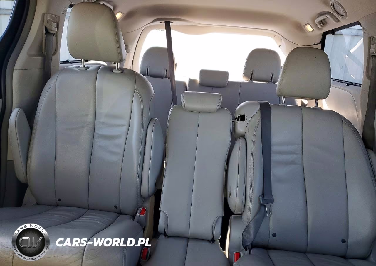 2013 Toyota Sienna Xle 8-Passenger VIN:5TDYK3DC8DS291403 - 10