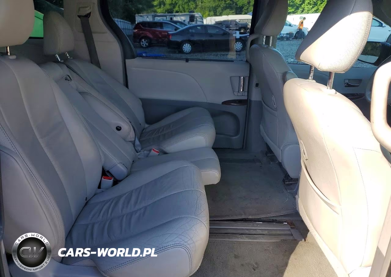 2013 Toyota Sienna Xle 8-Passenger VIN:5TDYK3DC8DS291403 - 11