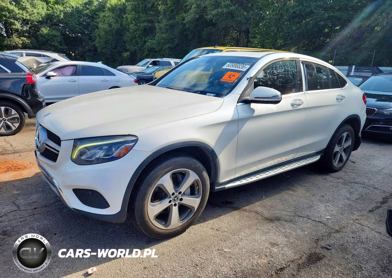 2017 Mercedes-Benz Glc Coupe 300 4Matic – zdjęcie 1 z 12