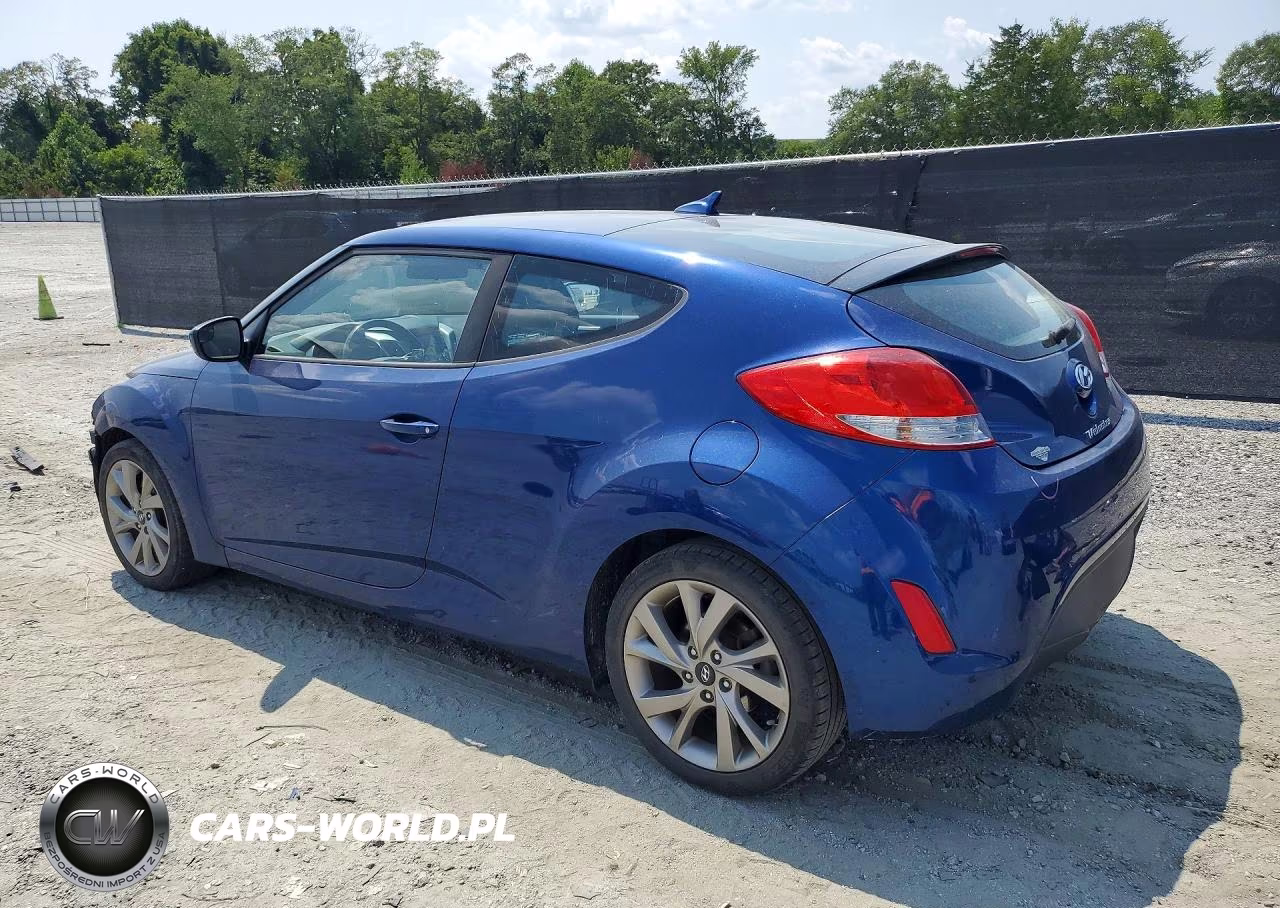 2017 Hyundai Veloster Base VIN:KMHTC6ADXHU310293 - 2