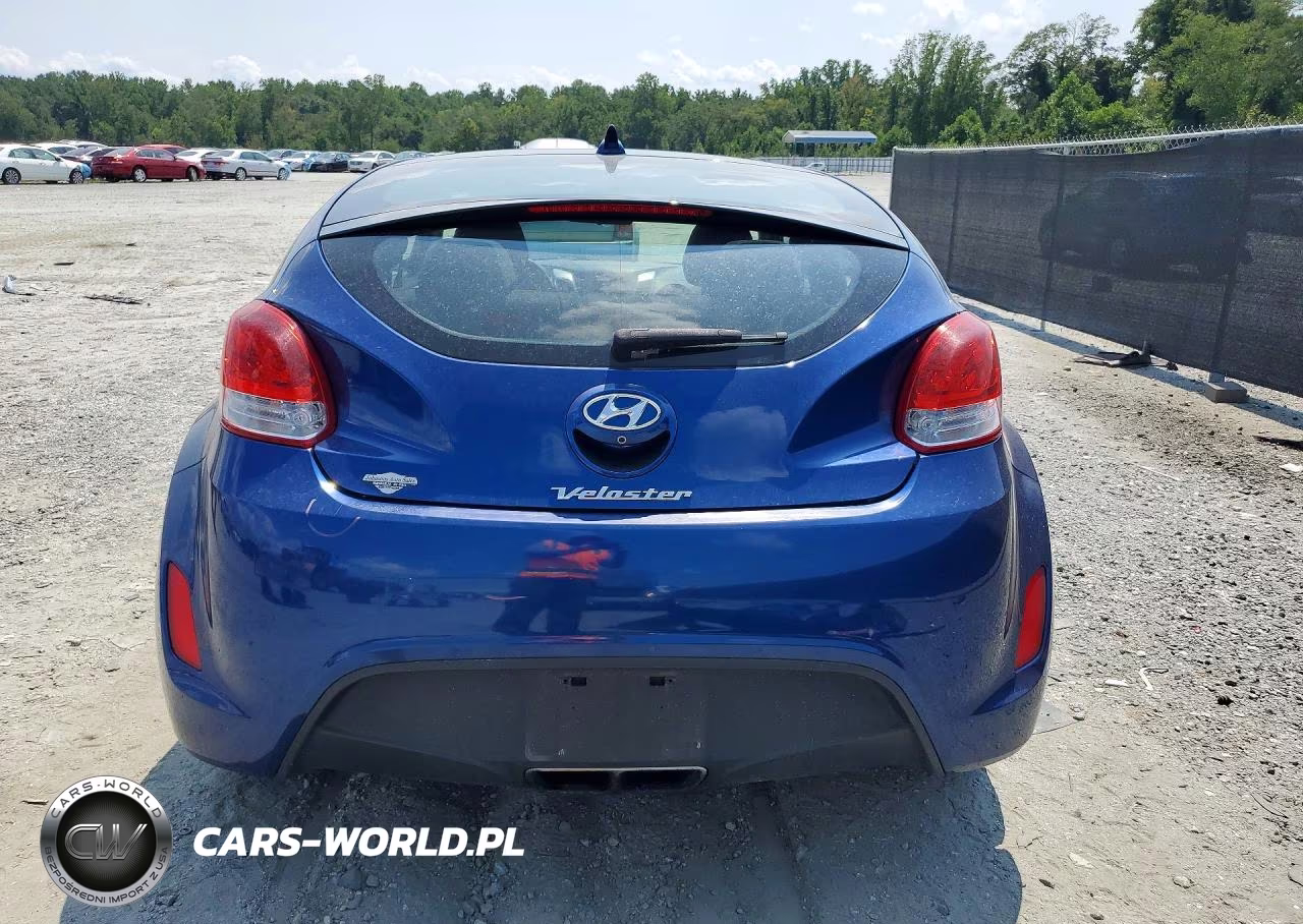 2017 Hyundai Veloster Base VIN:KMHTC6ADXHU310293 - 6