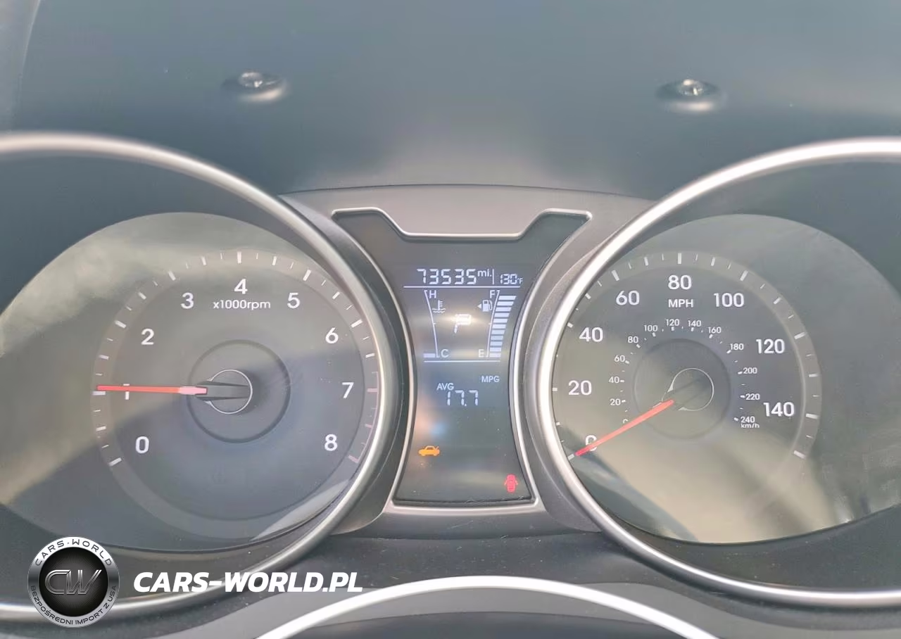 2017 Hyundai Veloster Base VIN:KMHTC6ADXHU310293 - 9