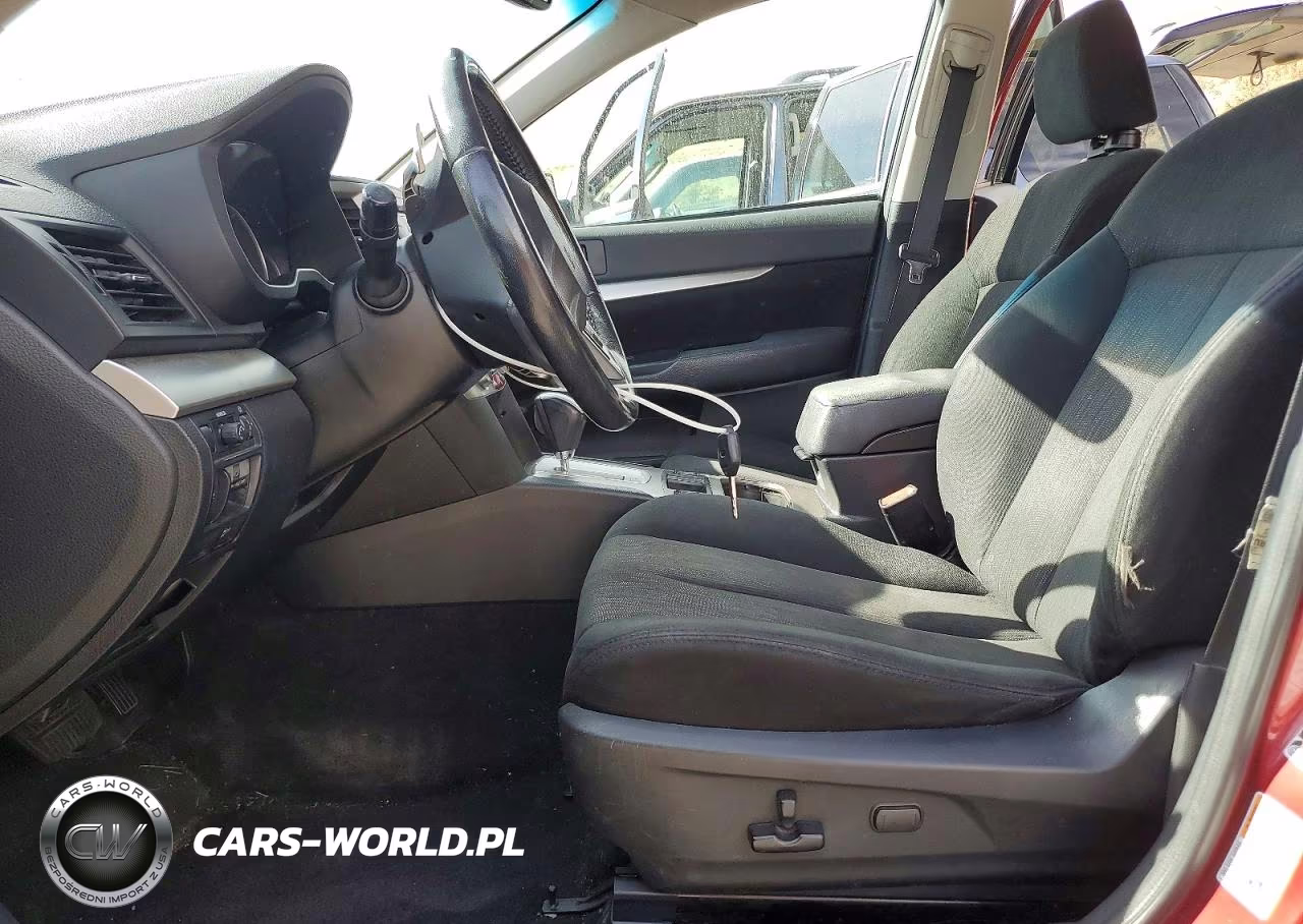 2013 Subaru Outback 2.5I Premium VIN:4S4BRBCCXD3246019 - 7