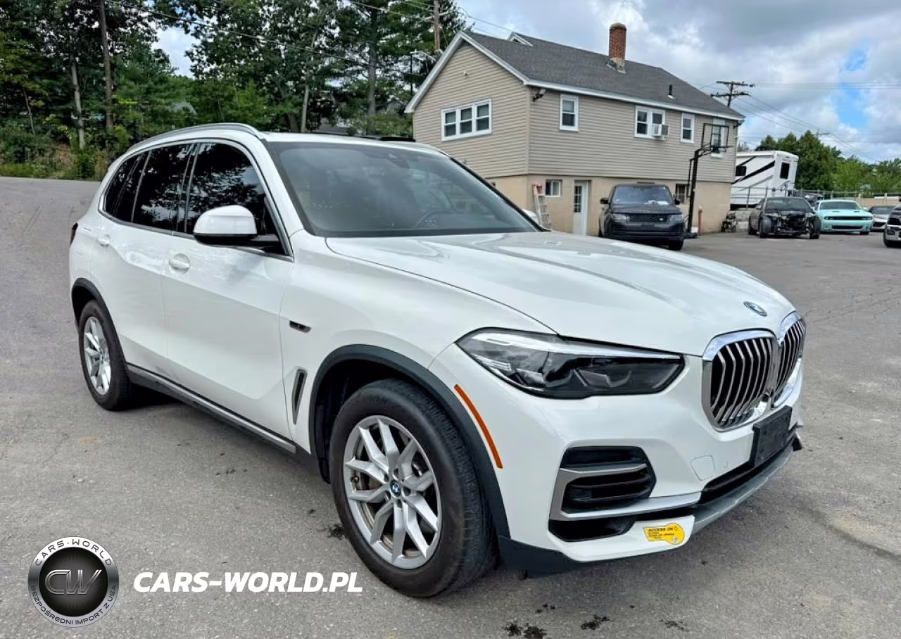 2022 BMW X5 xDrive45E VIN:5UXTA6C07N9M90821 - 4