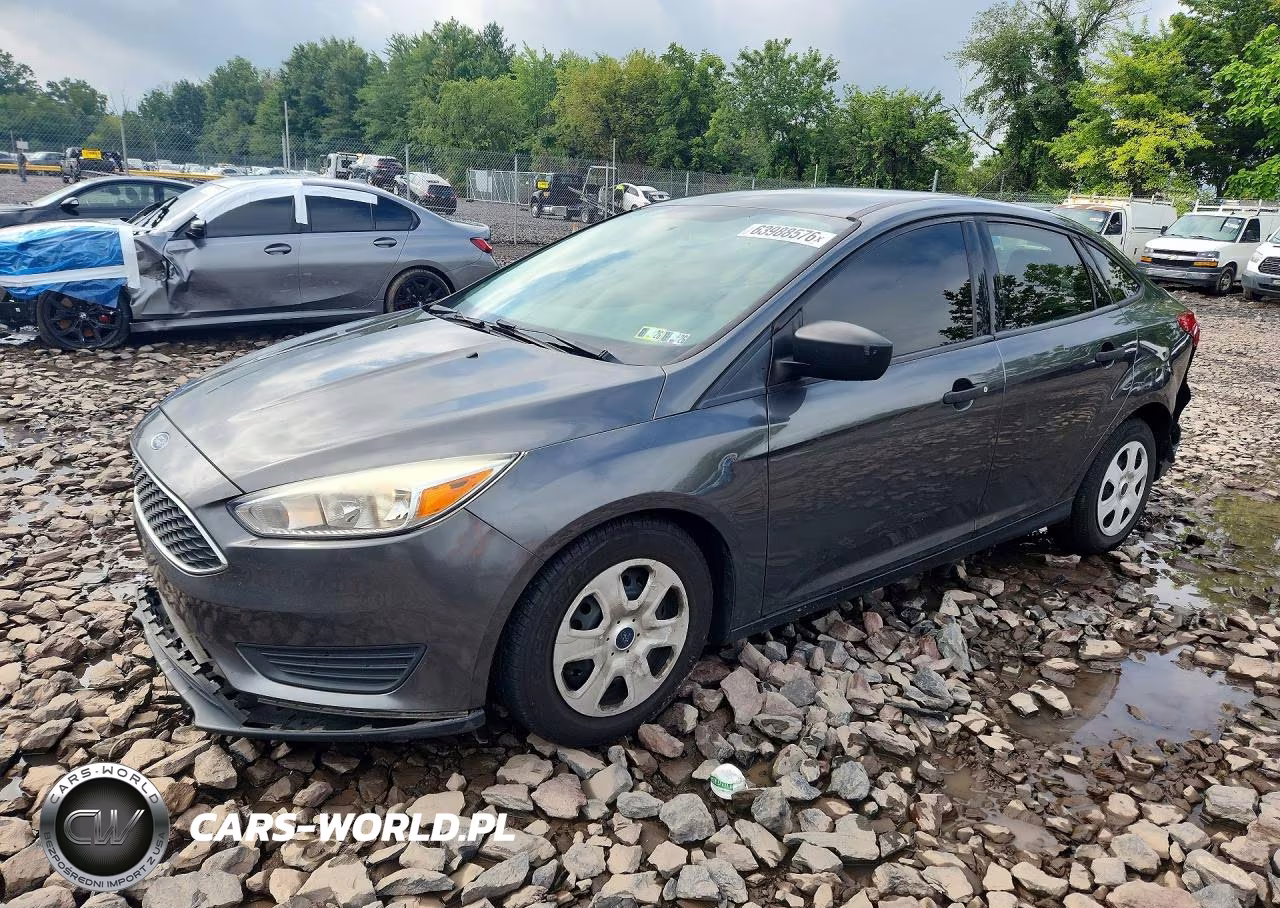 2018 Ford Focus S – zdjęcie 1 z 12