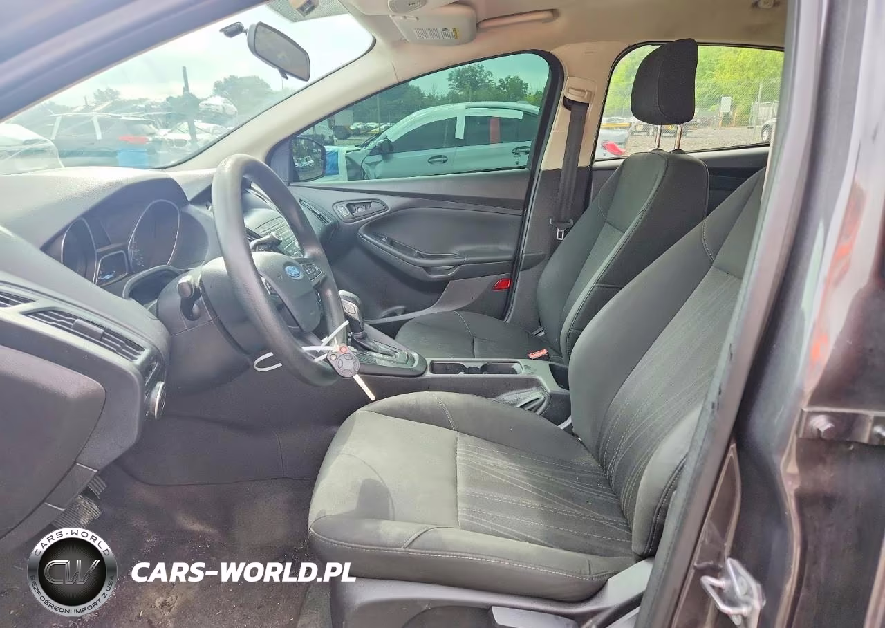 2018 Ford Focus S VIN:1FADP3E22JL298596 - 7