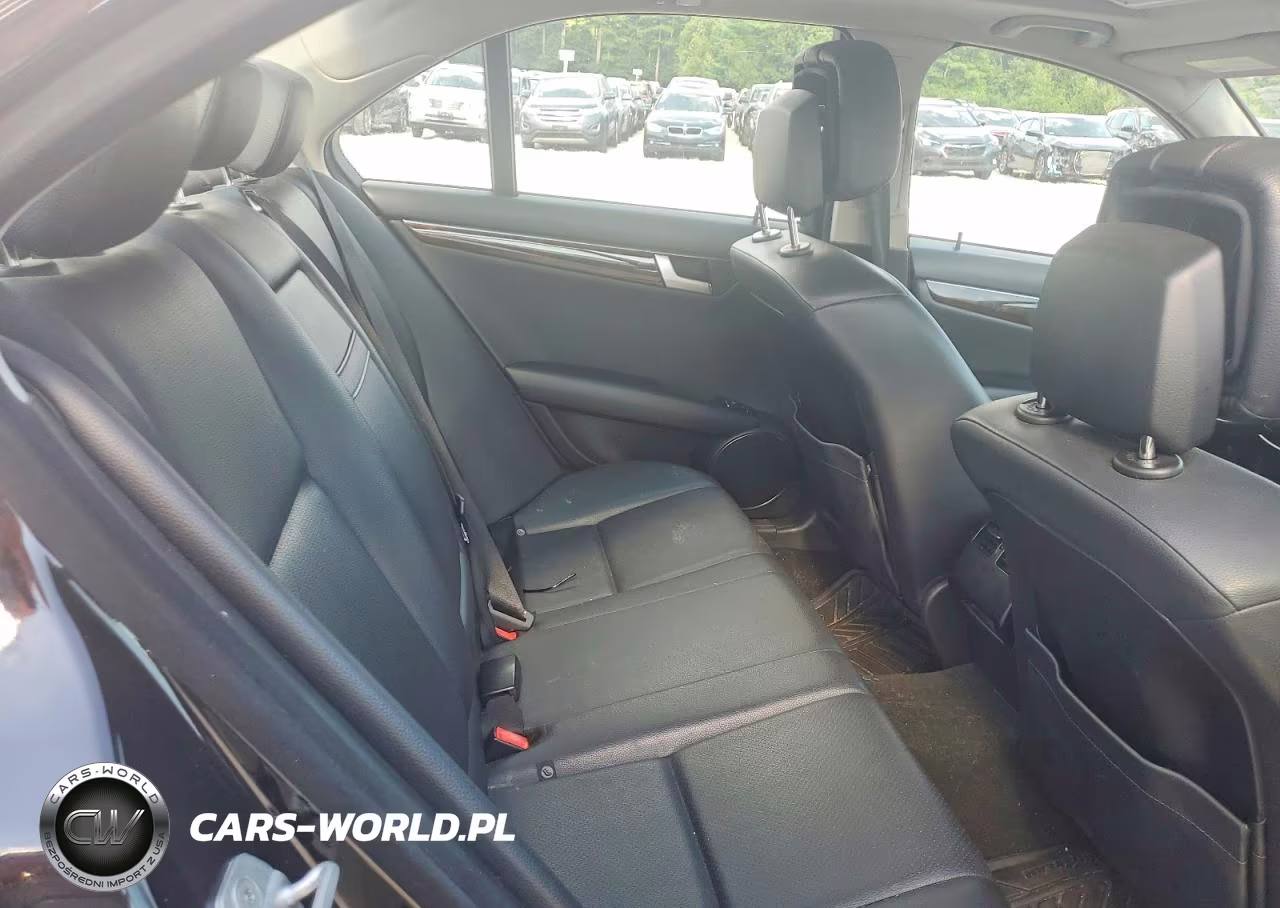 2013 Mercedes-Benz C 300 4Matic VIN:WDDGF8AB4DR266415 - 10