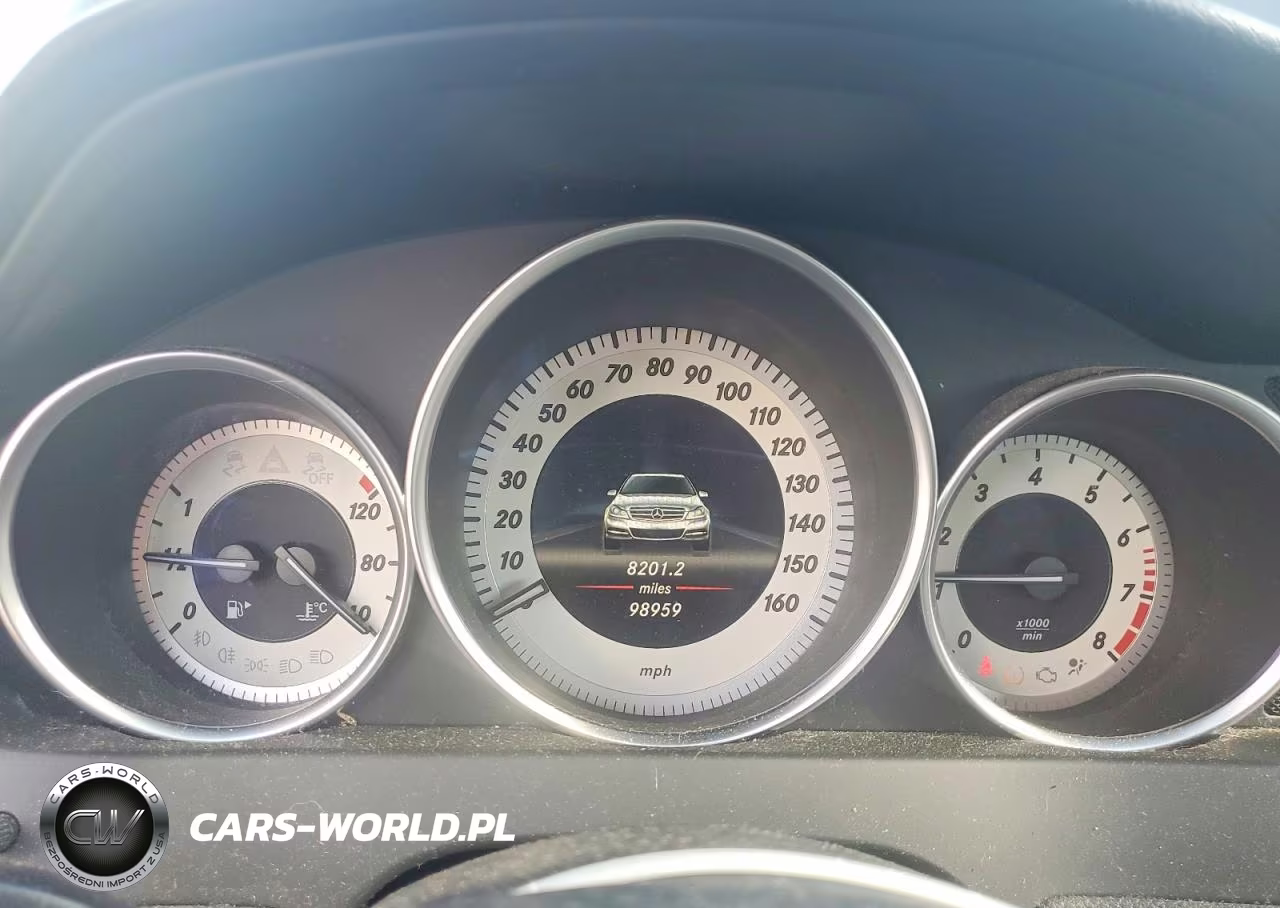2013 Mercedes-Benz C 300 4Matic VIN:WDDGF8AB4DR266415 - 9