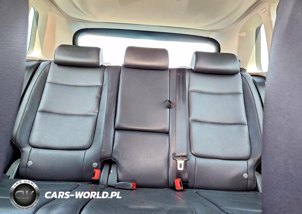 2010 Volkswagen Tiguan S VIN:WVGAV9AX6AW518792 - 10