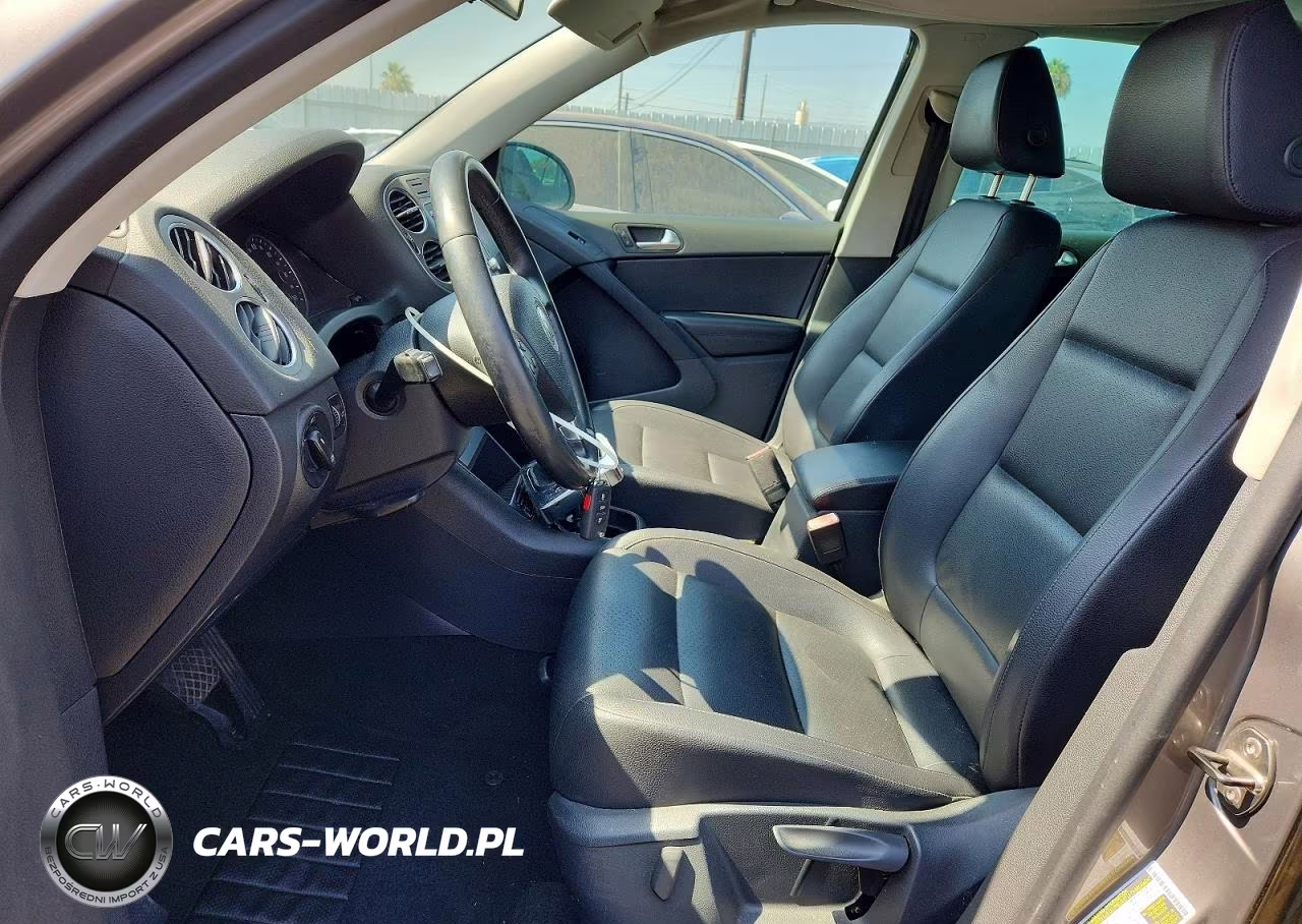 2010 Volkswagen Tiguan S VIN:WVGAV9AX6AW518792 - 7