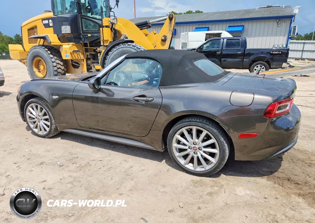 2018 Fiat 124 Spider Classica VIN:JC1NFAEK5J0138104 - 2