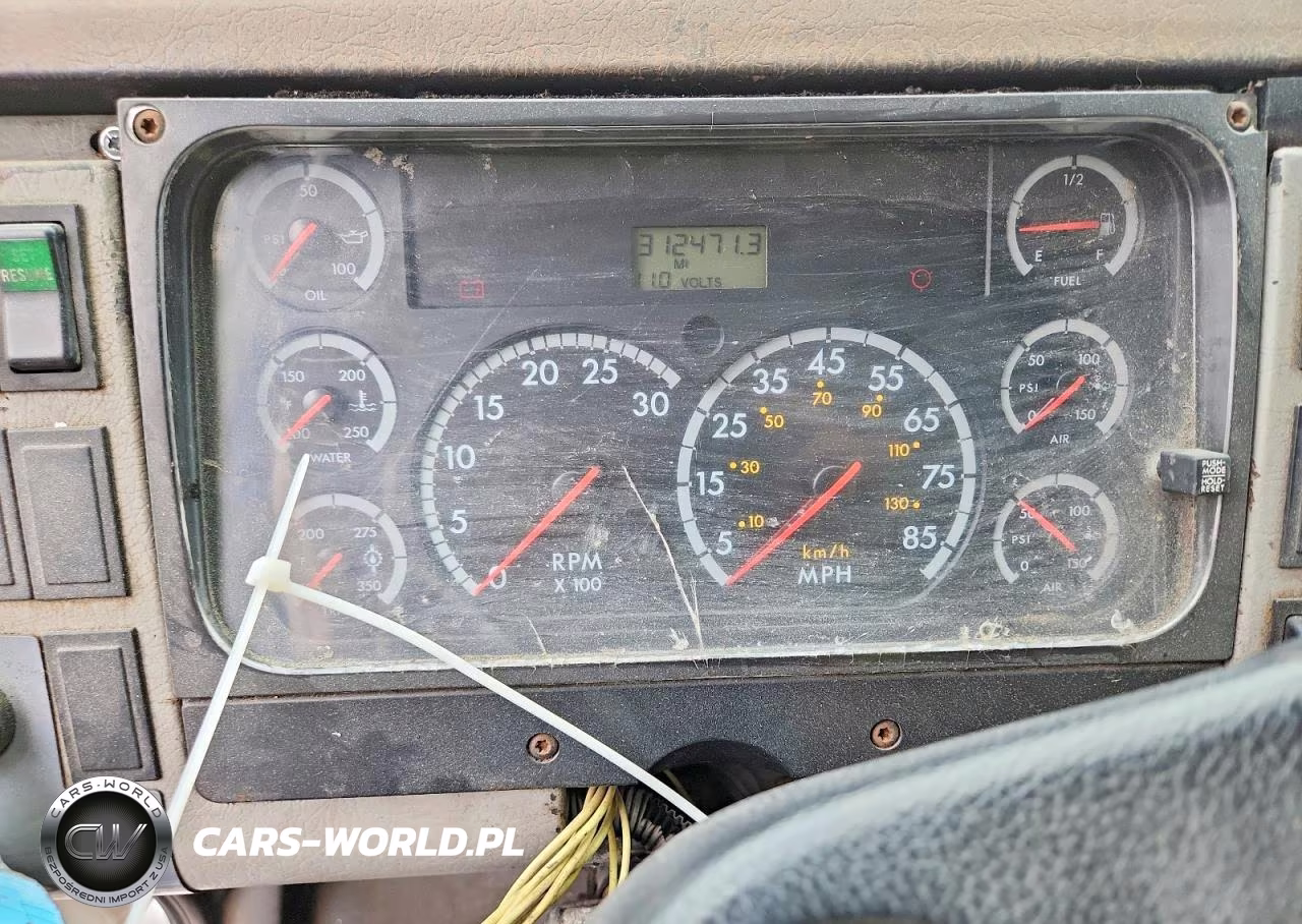 2002 Freightliner Medium Conventional Fl70 VIN:1FVABSAK52HK15442 - 9