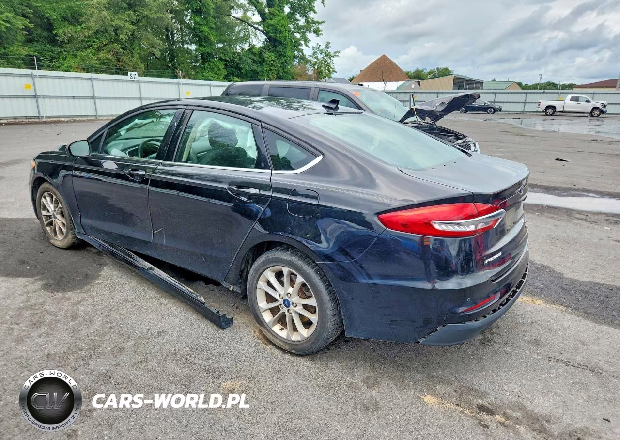 2020 Ford Fusion Se VIN:3FA6P0HD9LR142659 - 2