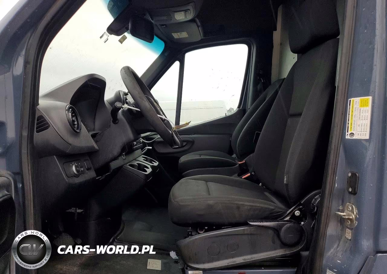 2019 Mercedes-Benz Sprinter 2500-3500 VIN:WD4PF0CD6KP103628 - 7