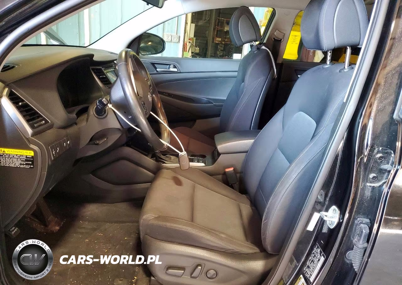 2017 Hyundai Tucson Sport VIN:KM8J33A20HU549212 - 7
