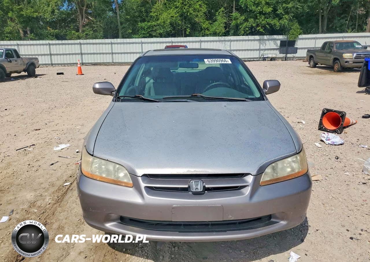 2000 Honda Accord Ex VIN:1HGCG1650YA021066 - 5