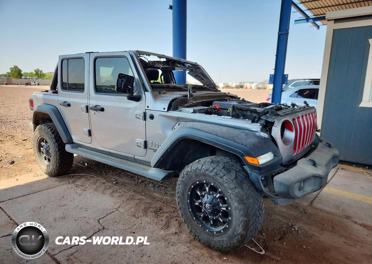 2018 Jeep Wrangler Unlimited Sport VIN:1C4HJXDN6JW142415 - 4