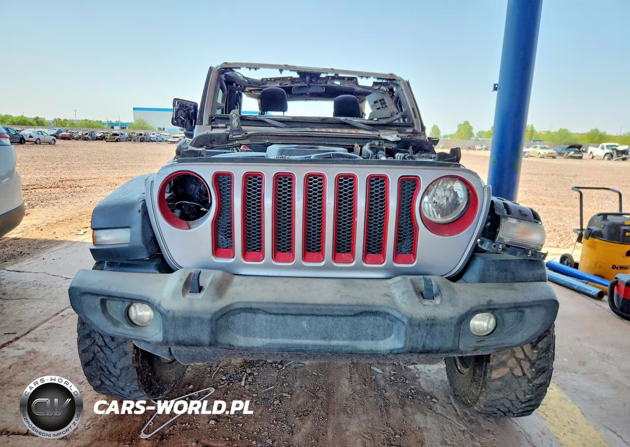 2018 Jeep Wrangler Unlimited Sport VIN:1C4HJXDN6JW142415 - 5