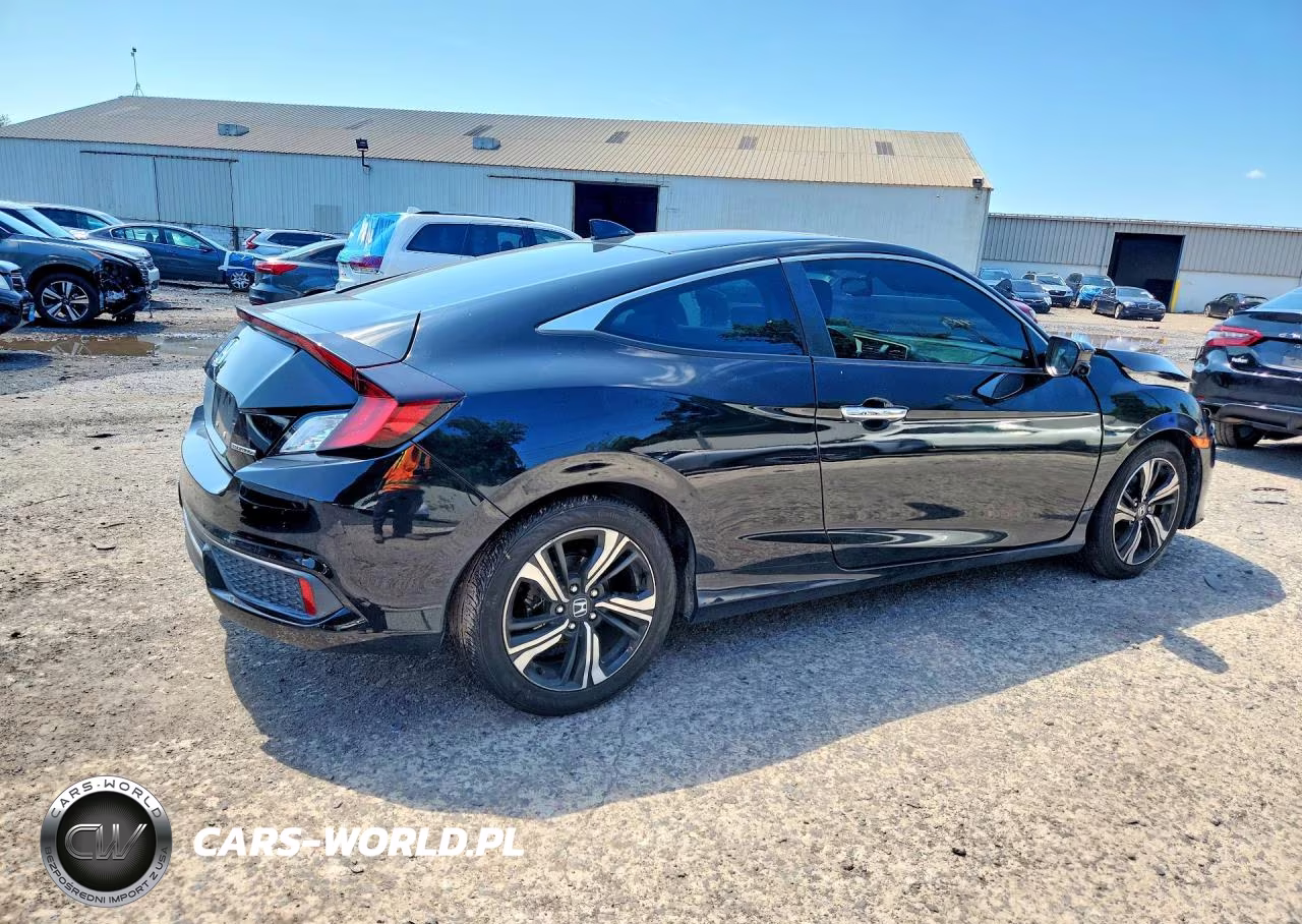 2018 Honda Civic Touring VIN:2HGFC3B93JH356018 - 3