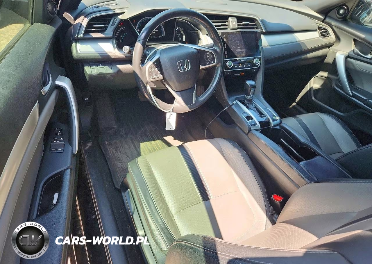 2018 Honda Civic Touring VIN:2HGFC3B93JH356018 - 8