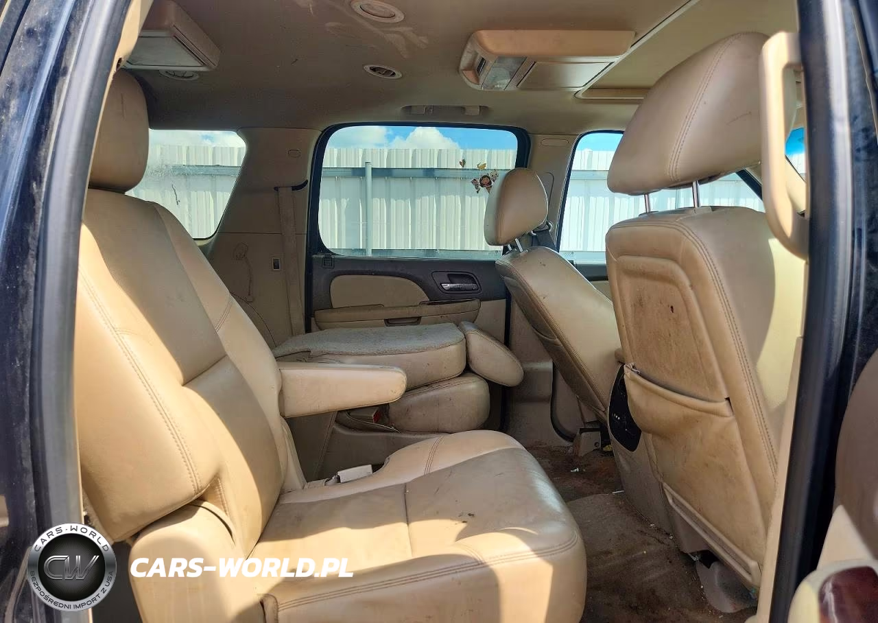 2011 Chevrolet Suburban K1500 Ltz VIN:1GNSKKE33BR377171 - 11