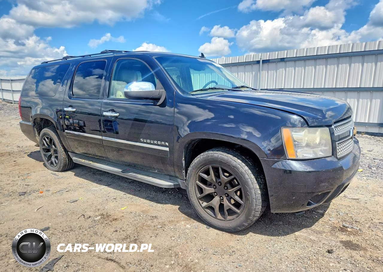 2011 Chevrolet Suburban K1500 Ltz VIN:1GNSKKE33BR377171 - 4