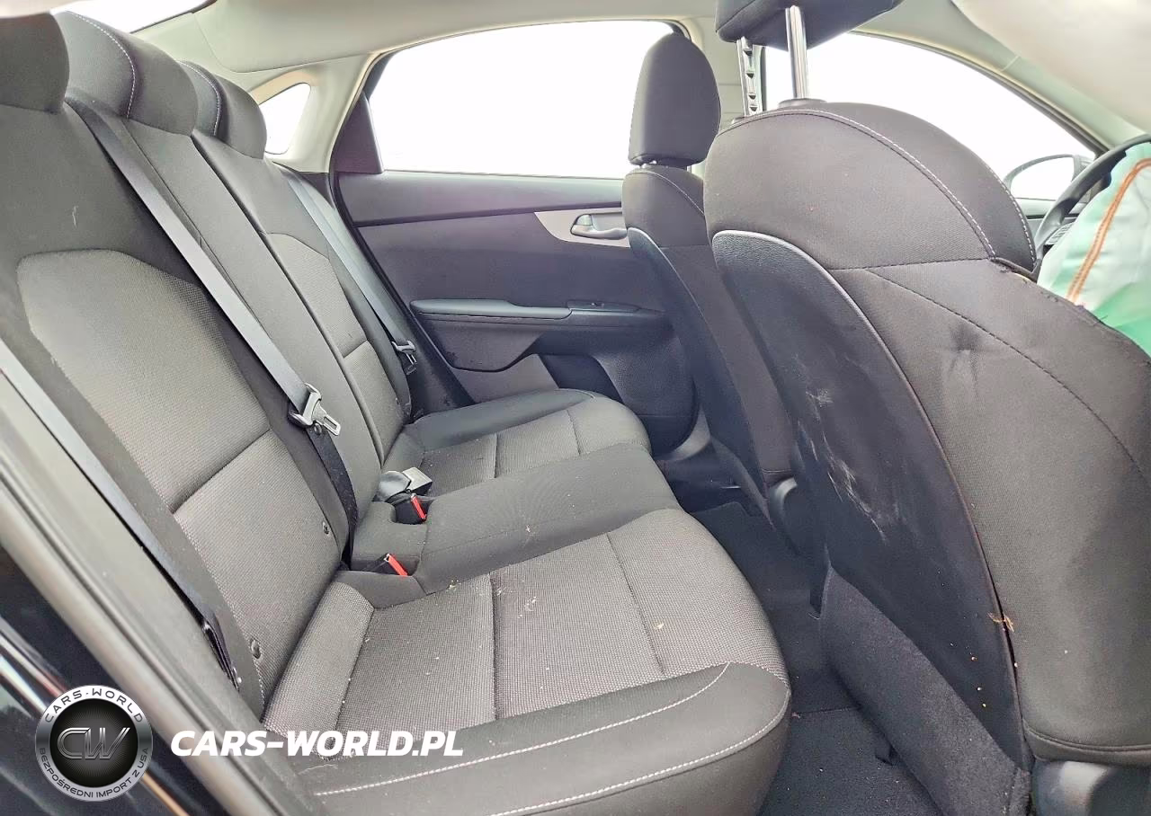 2024 Kia Forte Lxs VIN:3KPF24AD4RE840784 - 10
