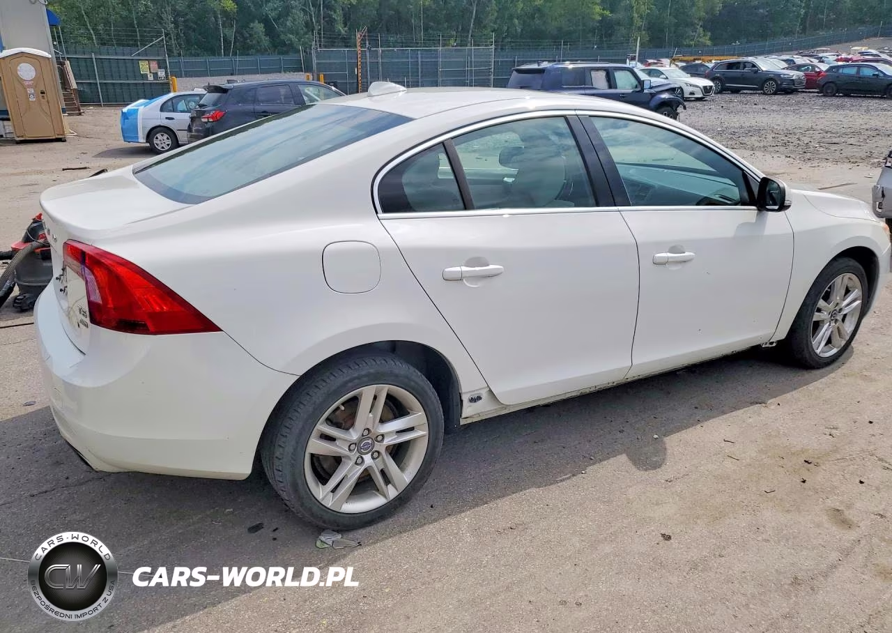 2015 Volvo S60 Premier VIN:YV1612TB3F2300882 - 3