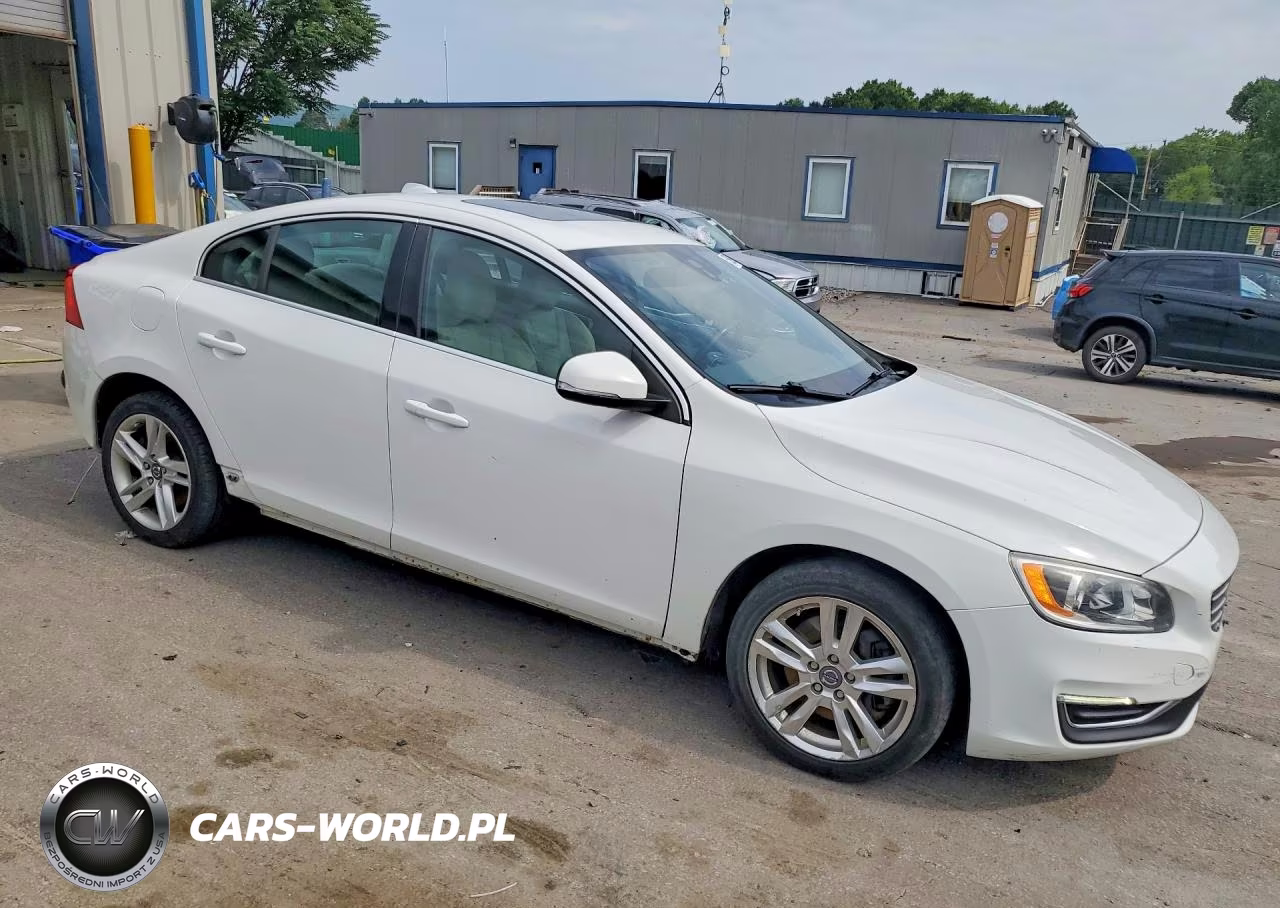 2015 Volvo S60 Premier VIN:YV1612TB3F2300882 - 4