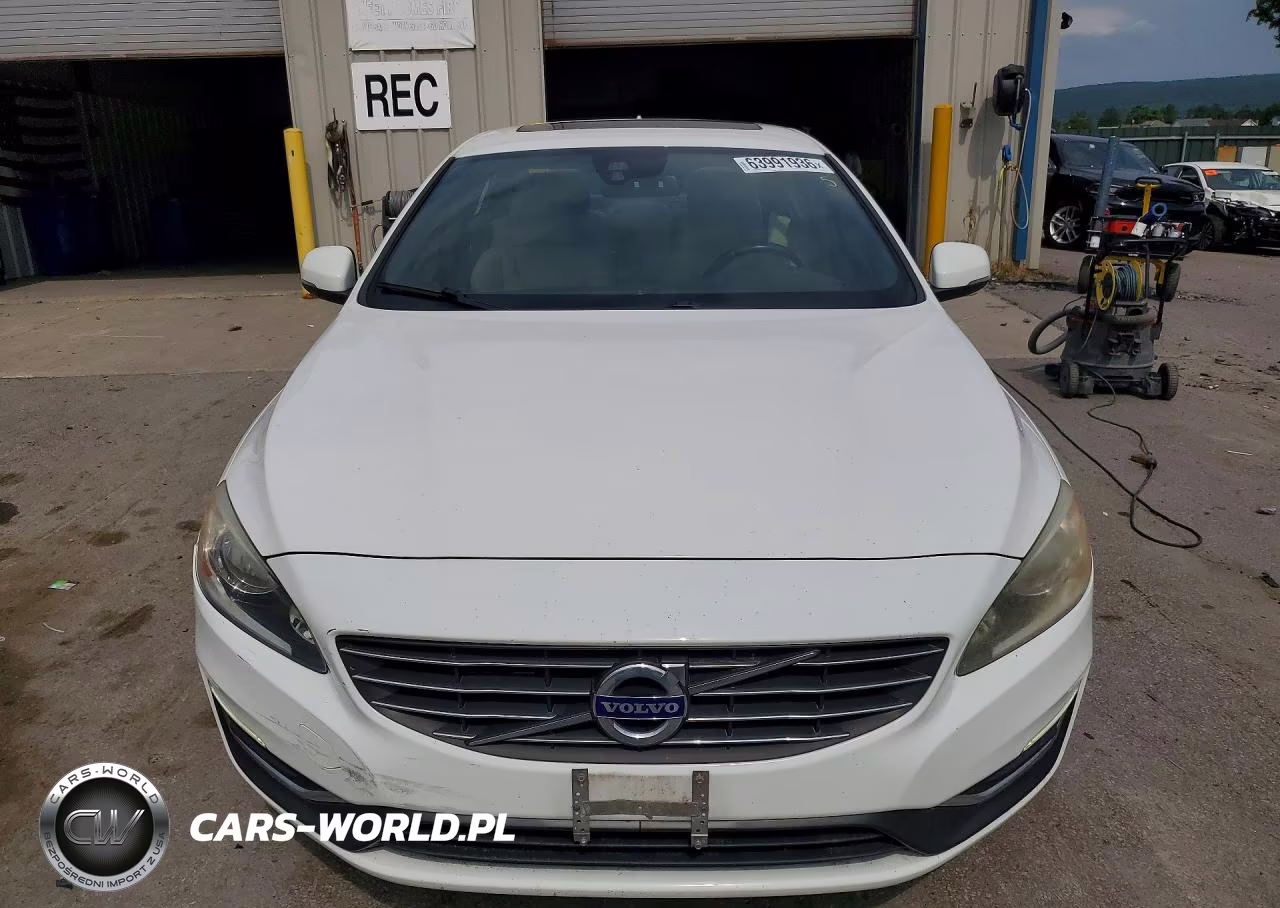 2015 Volvo S60 Premier VIN:YV1612TB3F2300882 - 5