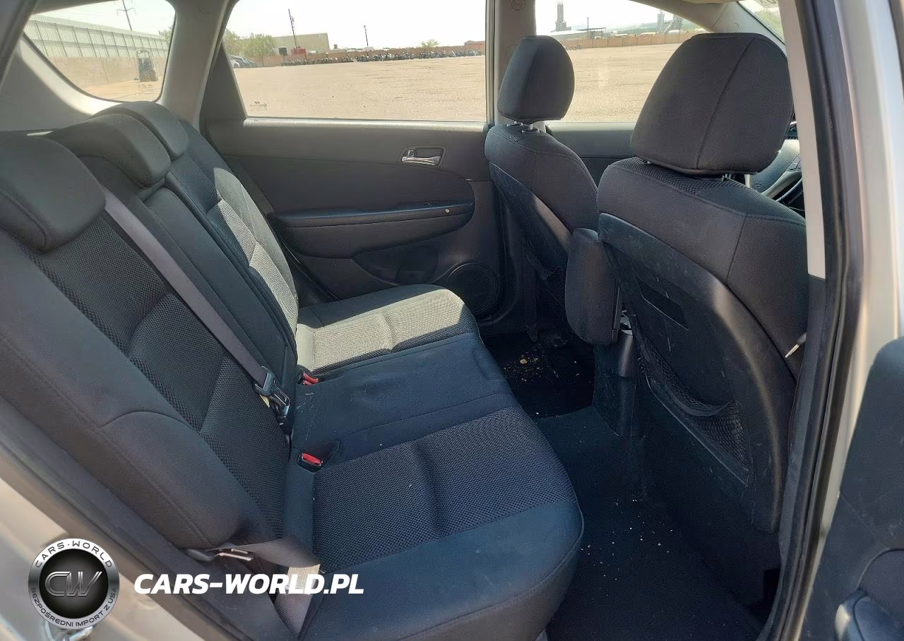 2010 Hyundai Elantra Touring Se VIN:KMHDC8AE0AU064465 - 10