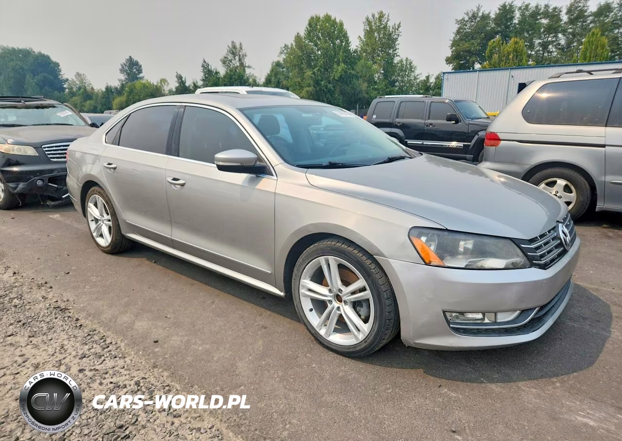 2014 Volkswagen Passat Sel VIN:1VWCN7A3XEC046695 - 4
