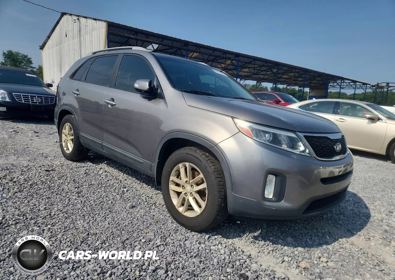 2015 Kia Sorento Lx VIN:5XYKT4A69FG627776 - 4