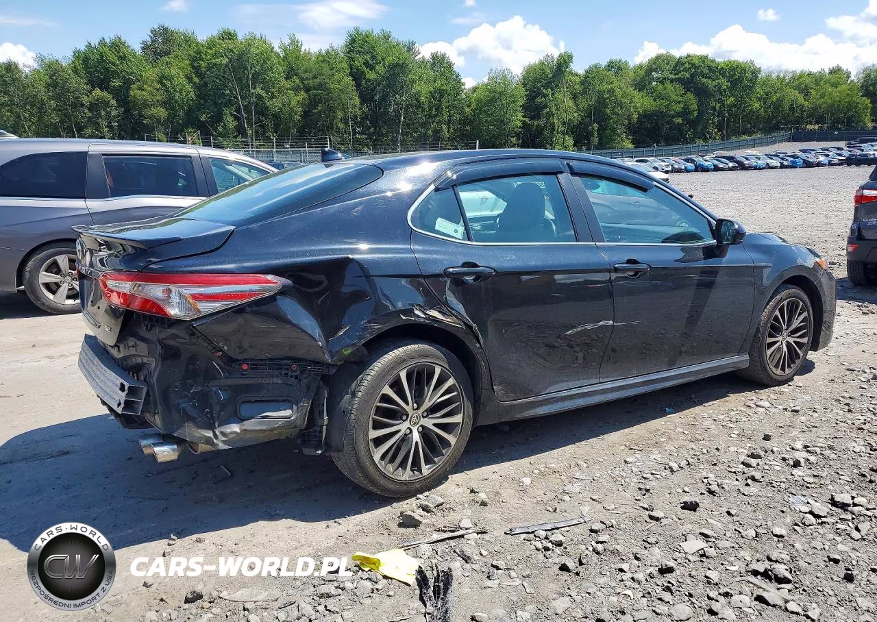 2020 Toyota Camry Se VIN:4T1G11AK2LU501255 - 3