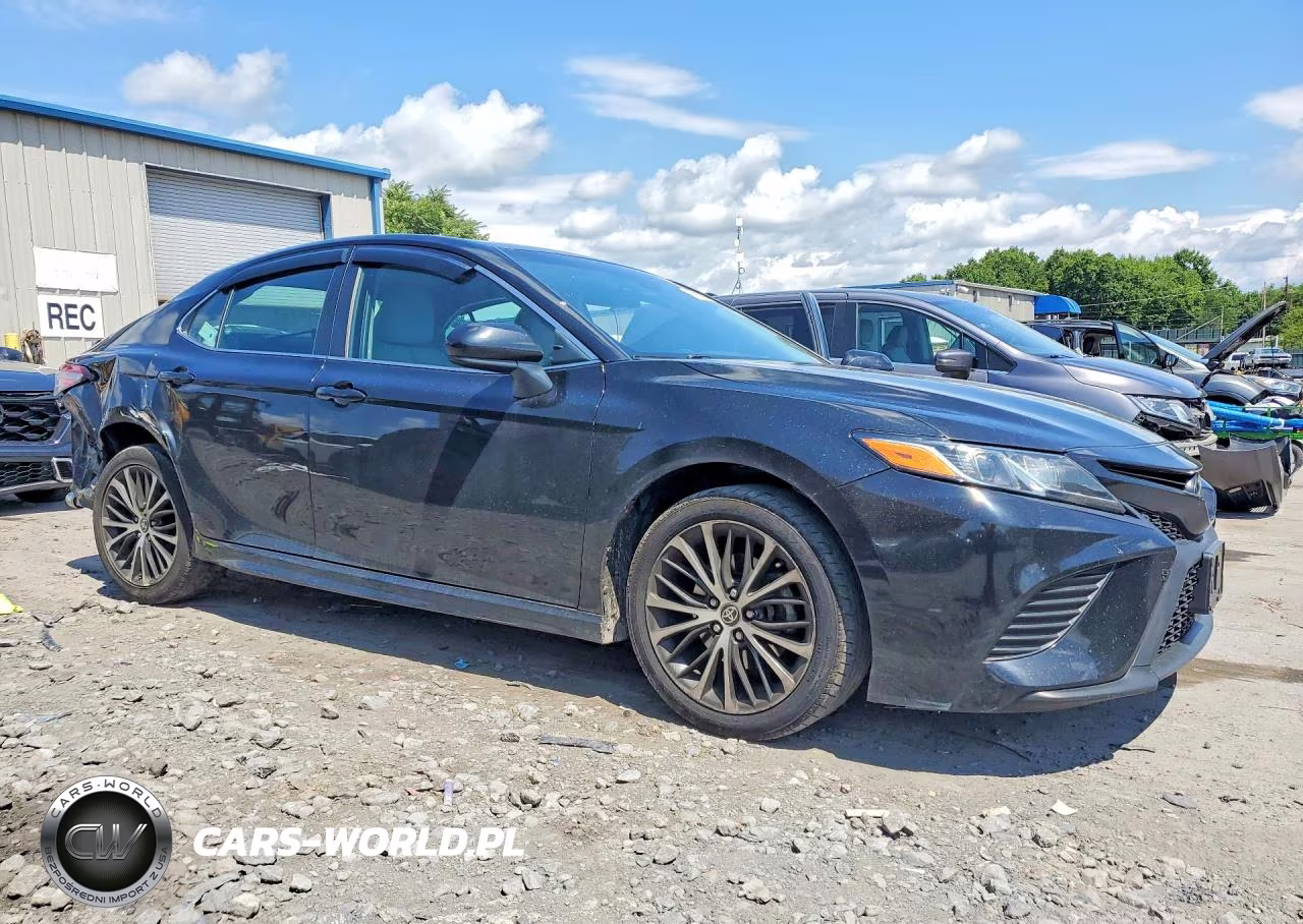 2020 Toyota Camry Se VIN:4T1G11AK2LU501255 - 4