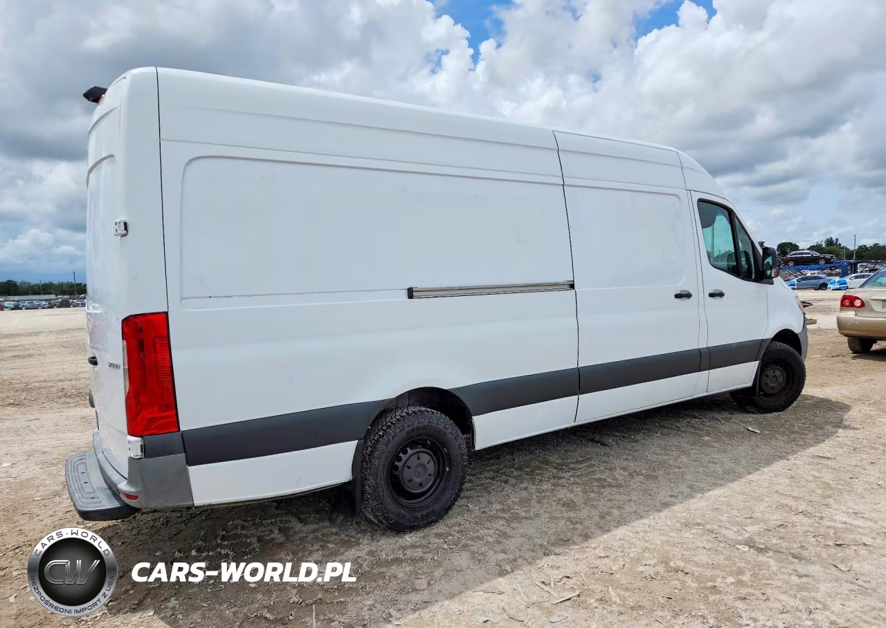 2022 Mercedes-Benz Sprinter 2500 VIN:W1Y4ECHY8NT081894 - 3